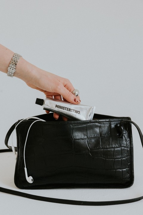 For hands set: 3 x hand cream