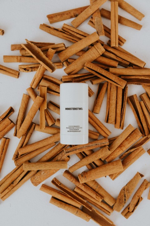 Chococinnamon - regenerating lotion stick